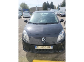 109082309-ff470cc1-0061-4471-bc9b-01075890c8da-Piece-Porte-avant-droit-RENAULT-TWINGO-2-PHASE-1-15-DCI-8V-TURBO-f49c67a0401e1f5d738d8bf5c3999820fc84952a87d0a8229cb55401cda28e5e_m.jpg 2