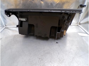 109094555-ac59b58a-5573-4be0-905e-a1fe066e26dd-Piece-Boite-a-gants-VOLKSWAGEN-SCIROCCO-3-PHASE-1-COUPE-20-TDI-16V-TURBO-8f54d482061e54e5fa9d4dc4d785d54697fc4140b52ac2777e1e38e893fe55fb_m.JPG 2