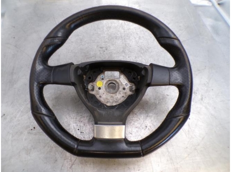 109094601-006619a6-29e0-4cf3-a7b7-04063cf2a74f-Piece-Volant-VOLKSWAGEN-07e1141d71425e8c56cee4a0f1075bc7a29ee5da59ca00252a736a367267380c_m.JPG