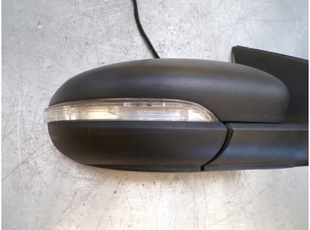 109098175-38c3d7c3-fbf0-49df-bd00-8b59df1d5b55-Piece-Retroviseur-droit-VOLKSWAGEN-3403e813310463ace19c8715634d84e4017da22f430e78bee697808c2c132288_m.JPG