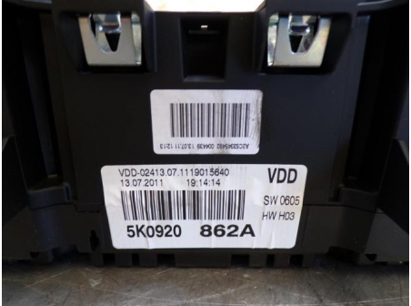 109098205-8491c041-200f-4326-9a50-f07aa02f1ba6-Piece-Compteur-VOLKSWAGEN-8f12b6ba2e93c55556c3642d5babb1df5206b8b0f8e076709f0bb5bb1bc00627_m.JPG