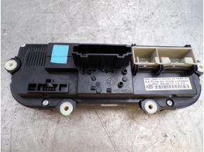 109098407-9f893725-06fc-4968-96d6-ae1fabf76caa-Piece-Commande-chauffage-VOLKSWAGEN-cce74cd084ea8b5d1a52207d3e8afda516a9301ced033cc3c2c28a0ba56888dd_m.JPG 2