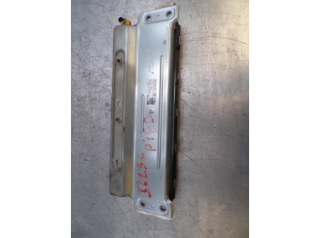 109098445-025c327a-2067-4ba9-9863-54362fcdd864-Piece-Air-bag-genoux-VOLKSWAGEN-70390454df461e8117b75e7d75fb791d9a233f44cdb20b62adbbf81695608f73_m.JPG