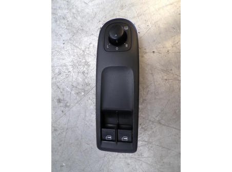 109098718-58f124c1-0f9e-485f-8511-5b4c3a952c25-Piece-Interrupteur-de-leve-vitre-avant-gauche-VOLKSWAGEN-edc1fd01918280c668ec5c68aa67d09698939e2b78c85b2b8ec709f808725ebc_m.JPG
