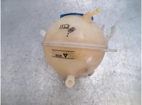 109099332-fe4a6db8-0b19-495b-8b82-807794a3aaa8-Piece-Vase-dexpansion-VOLKSWAGEN-e8fa0c157e71331f314845bec1985e207cc98728ee66625452b9a02bcb2e023f_m.JPG