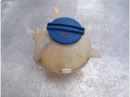 109099332-86b51885-f34c-445c-9c61-03c7cd8f09f7-Piece-Vase-dexpansion-VOLKSWAGEN-56988d6809b0b5726988258d53b4f8479842e26c6f74a6f3c845f038621858cf_m.JPG