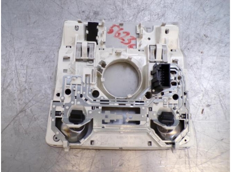 109100744-7f623623-a3f2-4c9d-b3a8-3ef042af8f73-Piece-Eclairage-de-plafonnier-VOLKSWAGEN-2c95c766dc5123d71aba0a4125f38a61fa2d4c8e7be6c11fa34b57d5b5ed7171_m.JPG