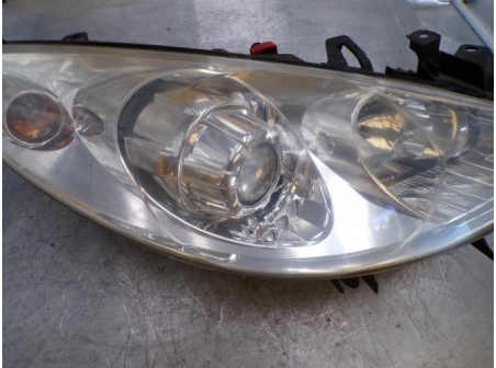109141957-7e019c16-2a8b-4839-bd3d-4d7361e464b9-Piece-Optique-avant-principal-droit-PEUGEOT-60a6eb03792eb7ce911fd3f577f8a522faaaafde49852987ce31bc00ad513d4d_m.JPG