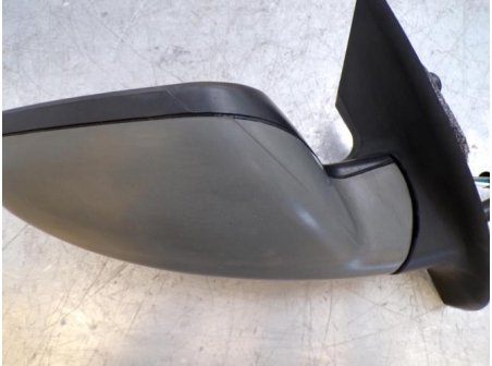 109142478-e21c0762-8364-4752-a740-76b6c81de20b-Piece-Retroviseur-droit-PEUGEOT-3740a513f0d66a43eaaa7789fc962ed8b079b054d20c348f42cdeefc6d4f072d_m.JPG