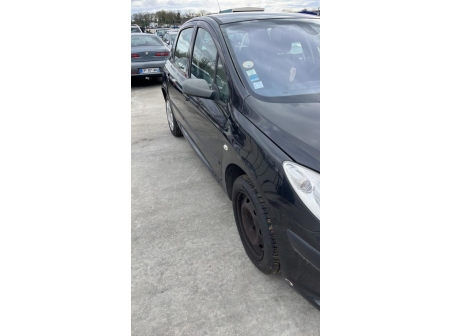 Vehicule-PEUGEOT-307%20PHASE%202-2006-f716f9ea2b6f71438c30aed0f23bbb319e32c675e46c03b7915dcc8457d026be_m.jpg