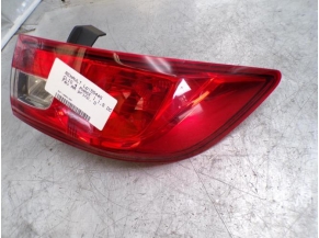 108831587-bccace13-99dd-41e3-8c5b-e4011c9da77d-Piece-108831587-Feu-arriere-principal-droit-265502631R-RENAULT-CLIO-4-PHASE-1-15-DCI-8V-TURBO-1f10f5336f54cda571ed1914323260228f64e56a63c0e3b20b6a473c36299b55_m.JPG 2
