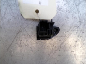 108832014-b3fbcce2-0c40-4b87-8336-f2f1eb828f68-Piece-108832014-Bouton-de-warning-252907372R-RENAULT-CLIO-4-PHASE-1-15-DCI-8V-TURBO-f529acec13ae6c7894cf561f41f2a657e269ad0b76e2818afadd930b6a051e5c_m.JPG 2