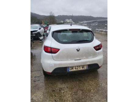Vehicule-RENAULT-CLIO%204%20PHASE%201-2014-576aed4f94379eda8d3f67d41d846d571d7994b430035f520069c041ab05bcb9_m.jpg
