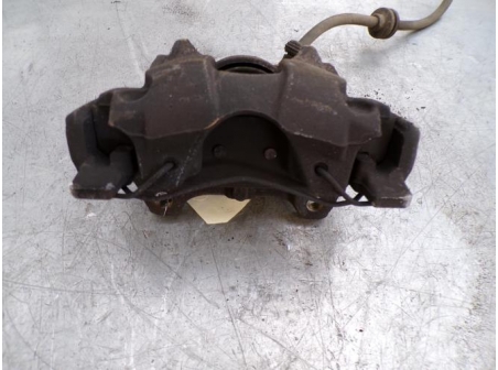 108832267-8df0ab2c-2cd0-49a1-9d33-224677bd91c6-Piece-108832267-Etrier-avant-gauche-410118579R-RENAULT-CLIO-4-PHASE-1-15-DCI-8V-TURBO-14f869c9992eafde29d776713bdf2ea36c6a08327ba3165425e36ffb58707a64_m.JPG