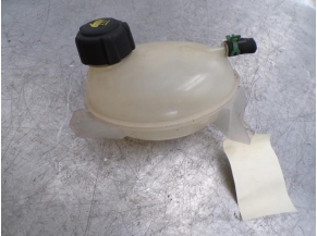 108832270-857782db-cae5-4cbf-ac0a-69bdf2218b24-Piece-108832270-Vase-dexpansion-217104354R-RENAULT-CLIO-4-PHASE-1-15-DCI-8V-TURBO-cec5bc7de5a2bc78bda8871a46df5c55dea9de50064453d616770c3a60c2f774_m.JPG 2
