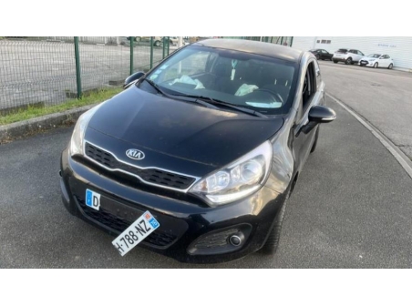 Vehicule-KIA-RIO-3-PHASE-1-2014-e1eca33c4ee719e2f9b748da8cade4b138bd972e503f307da8949f5b9fc86d87_mtn.jpg