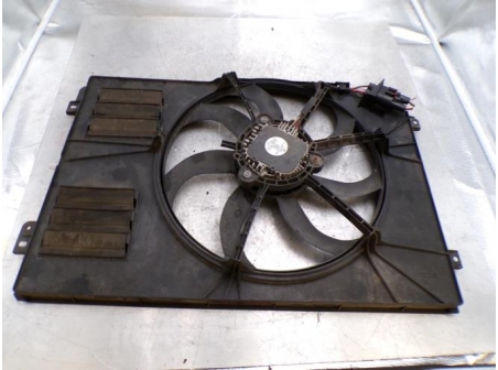 109198469-81a25fe0-5bc8-469c-8889-538629659ac6-Piece-Moto-ventilateur-radiateur-VOLKSWAGEN-d40eee09689a7b2c4831e9768a3a8600b9e17667c535d0035233ffde78d7c3d2_m.JPG
