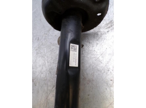 109199338-438861b3-af52-4d3b-944d-707330573b5c-Piece-Amortisseur-avant-gauche-VOLKSWAGEN-25d2bfd1548f7bfa868fa04115c8e2d9cce98c1a4ff1c115c0dd81aff19350f3_m.JPG 2