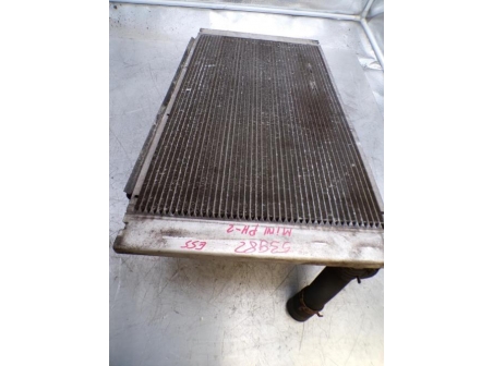 109208689-16a22b16-995a-42f1-a828-6edba74edfef-Piece-Radiateur-eau-MINI-c91a4260f97eae641263696f120e8549ee3bde0764eb723f41764a7402519674_m.JPG