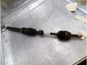 108464036-d43616a2-fc3a-400f-8094-d239340a4cd4-Piece-108464036-Cardan-droit-2002893-FORD-FIESTA-6-PHASE-1-14-TDCI-8V-TURBO-23b3c093617db3b9068b8b8be0a45bad750237aa277a9638ca2eab1ce6b2de9a_m.JPG