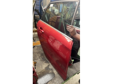 108459686-a2b8d5c4-3764-4698-8c2c-391efcb10ad1-Piece-Porte-arriere-droit-00009008X2-CITROEN-94a58f7b57bd4169d507a2f1769151c804d0736abec7c4b347ac8294585df819_m.jpg