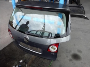 109262077-e04d5911-2d2f-43ac-a1b1-7865b1161410-Piece-Malle-Hayon-arriere-VOLKSWAGEN-a93056939aa5fd306810834fca10ab7ca982b1ec115aa911ff3c1ec159175ada_m.jpg 2