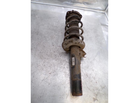 109328853-67048ec5-0d22-4029-94eb-46ad8af45cfc-Piece-Amortisseur-avant-droit-VOLKSWAGEN-b35bbcdf6d05681c1e1bee2815e116917a41f2c2ecc0e14fc5369fdcc28f8ace_m.JPG