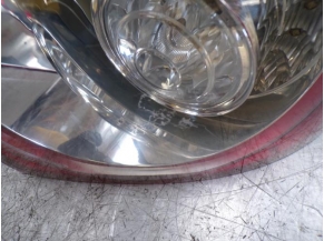 109329721-cf157a2f-b872-4049-9446-472d8bf57eb9-Piece-Feu-arriere-principal-droit-VOLKSWAGEN-0c90dfdf8b23a401d18c8595caf6a5c02444d6b2acf9a1fd1d55fb9ca834a094_m.JPG 2