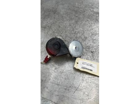 108460347-fd92e649-5c98-4aaf-b1df-68054e82d138-Klaxon-00006236P3-CITROEN-eb3a975ab806305d351b503c6b575800a0e7f15fa2c08f7cdad32171fd3bea82_m.jpg