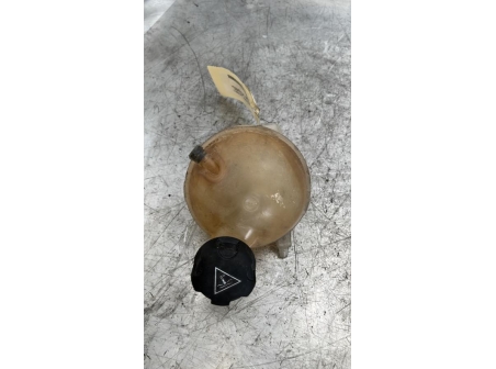 108460746-847b8685-d421-4469-a500-76b205d92b91-Piece-Vase-dexpansion-00001323FA-CITROEN-4d5f7457059a5bda1084efe39eed1f809675144bc4c52cfbd66c08be343079eb_m.jpg