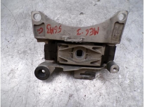 109496927-0f5b6cd5-1b59-4353-8a79-63e5d67a273a-Piece-Support-moteur-gauche-RENAULT-86b83ec0fc8bf708d42979d7a567051a2641a02e318503c6bdb36db1a366aec4_m.JPG 2