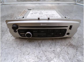 109497081-0c8b0e61-dfd3-4ed8-bec7-33f67f7be0f1-Piece-Autoradio-RENAULT-947bb0310db3f156e34fe6858d87b964cd5394dfb2eff189b583daba95be6934_m.JPG