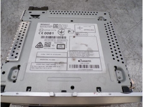 109497081-0c8b0e61-dfd3-4ed8-bec7-33f67f7be0f1-Piece-Autoradio-RENAULT-947bb0310db3f156e34fe6858d87b964cd5394dfb2eff189b583daba95be6934_m.JPG 2