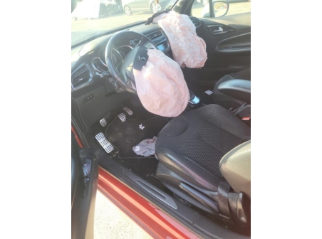 Vehicule-CITROEN-DS3%20PHASE%201-2012-20188e75ddeefca73b7f8b638deb95f1e35bb31f69307724ee938b9a381c2ffe_m.jpg