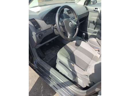 Vehicule-VOLKSWAGEN-POLO%204%20PHASE%202-2009-ec52338be10f861ba3353d80e3bc04cbea0ef062032c167b966a8dac2479e0ed_m.jpg