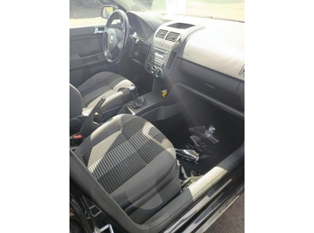 Vehicule-VOLKSWAGEN-POLO%204%20PHASE%202-2009-e9ac676598c4a05bd61481597b42dc39dc44049af8c83cbd796f51a730a8a0df_m.jpg