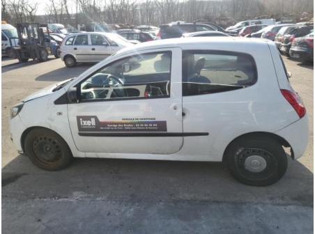 Vehicule-RENAULT-TWINGO%202%20PHASE%202-2013-c80dbb25303656f34b059e433d97af01e903cc33f9f3091d5c51150800e94c83_m.jpg Vehicule-RENAULT-TWINGO%202%20PHASE%202-2013-c80dbb25303656f34b059e433d97af01e903cc33f9f3091d5c51150800e94c83_m.jpg
