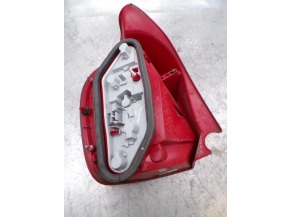 109583851-2e765a2c-eb77-4709-9afe-b0c28ba491a8-Piece-Feu-arriere-principal-droit-RENAULT-19c30bc7e10448f7a17b08d9a91022509b9c2f2b7f5cb8fbefe1e8da375b26fc_m.JPG 2