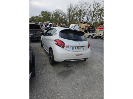 Vehicule-PEUGEOT-208%201%20PHASE%202-2016-10b757f65e50351ba94f138551544f64df7a7271472bd8efeced11f040a8aee5_m.jpg