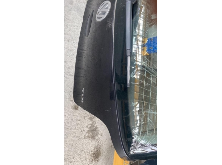 109250967-c49e0896-746d-4c01-ba99-321b680e8cac-Hayon-arriere-6Q6827025S-VOLKSWAGEN-ead2f38b9880bee129d1d3a0421c6bad83ec50d00db59d8189e6fc3ff2873de9_m.jpg