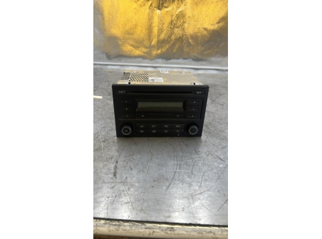 109251555-894eaeab-4f3c-4ba7-8cf9-4961cf9202fe-Piece-Autoradio-VOLKSWAGEN-b975a54cc04f70a3f8b00a62ec415abe37346df97408781ee88962bab013328b_m.jpg