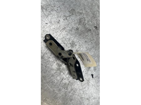 109251566-a263ef38-c15f-45e7-a7e5-6238b82949f5-Piece-Charniere-de-capot-6Q0823301C-VOLKSWAGEN-d9449b901a4d36b9727da832e59c882a69992f5136634252a16c2863d41af80b_m.jpg