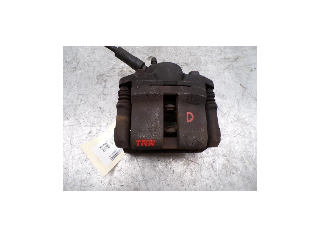 109583296-3caff919-649e-488f-804b-f26d420e3956-Piece-109583296-Etrier-avant-droit-7701207959-RENAULT-TWINGO-2-PHASE-2-12i-16V-03e857184f65134aec0bb2d72d8b9e347d83917bcd59e02d264d6204c1af8414_m.JPG 109583296-3caff919-649e-488f-804b-f26d420e3956-Piece-109583296-Etrier-avant-droit-7701207959-RENAULT-TWINGO-2-PHASE-2-12i-16V-03e857184f65134aec0bb2d72d8b9e347d83917bcd59e02d264d6204c1af8414_m.JPG