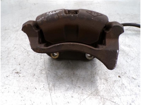 109583297-a819b2ba-d57e-4554-a6f6-2cfc457465fa-Piece-109583297-Etrier-avant-gauche-7701207958-RENAULT-TWINGO-2-PHASE-2-12i-16V-3fbff290bdaa90bee48c71ad320dc7e94c910faf6290d68d0a210fae1d700cb3_m.JPG