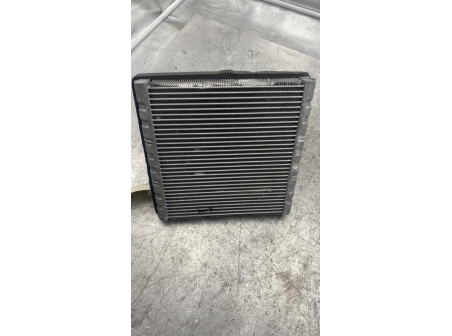 109666825-f40b54c4-76cd-44f5-9503-53a47445ddd2-Piece-Radiateur-chauffage-VOLKSWAGEN-e0cf43dcffa1cce749db21cfeaf0a1fe019373938bd82f351f7e7b6d945d675a_m.jpg