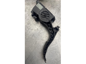 109667070-82e7302c-667e-4035-9294-ed99b46429b0-Piece-Pedale-daccelerateur-VOLKSWAGEN-c19e1d3db4d46ee365b26cd64be02862ea79b68b3268d4b5697dc691cdab3a07_m.jpg