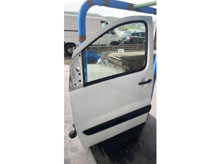 109585029-9ad50f3c-1ea1-4235-bb34-c1092a6735fb-Piece-Porte-avant-gauche-9002X4-PEUGEOT-EXPERT-2-1c85c9306c9307d29b0399c8a474c52556f6014a7a4f3b139790703653e0753e_m.jpg