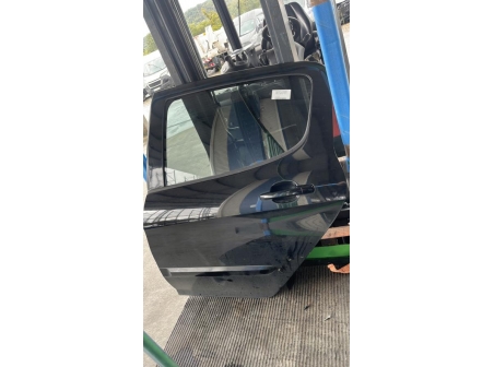 109588705-39dacfff-d07f-4a8e-80b1-e2a287894dac-Piece-Porte-arriere-gauche-9006R7-PEUGEOT-94bab030bf0395e2b34463e51c53eb22c9d7d56515b1b346a8d44723400174c0_m.jpg