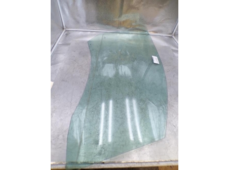 109586820-ce59ae38-9c83-4a21-92d8-832033ec7aff-Piece-109586820-Vitre-avant-droit-9674378680-PEUGEOT-208-1-PHASE-2-16-GTI-16V-TURBO-6c51b6b1dac410b83aecdbd5314d289863a5e9454a7e7d44d78515eedefe7c97_m.JPG