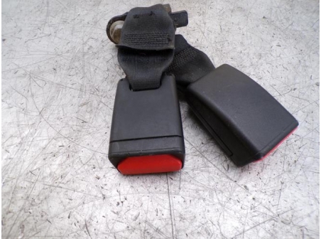 109727449-7af0cdf3-7e63-462a-b779-b8ba5470ae72-Piece-Attache-ceinture-arriere-centrale-PEUGEOT-b01caa734dc7f90c0bbf351833dd1c594df29c439f4f5eccc175b44740ae2d12_m.JPG